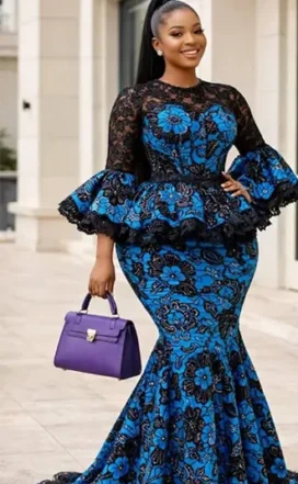 Ensemble Bleu et Dentelle Noire